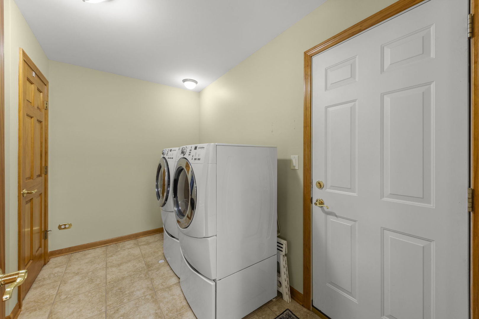 105 Thrush Lane Naperville IL 60540