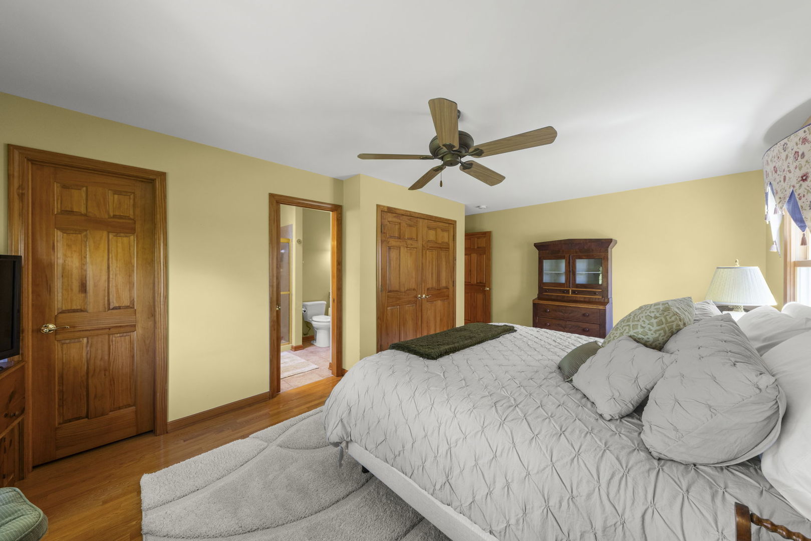 105 Thrush Lane Naperville IL 60540