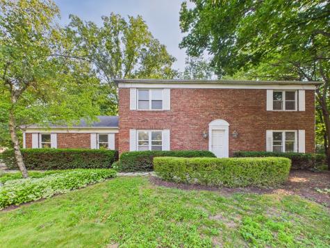 1136 Pine Court Batavia IL 60510