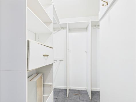 1136 Pine Court Batavia IL 60510