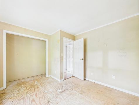 1136 Pine Court Batavia IL 60510