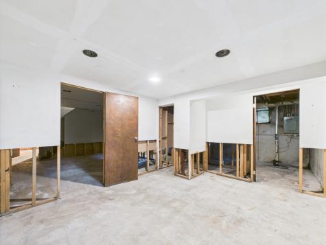 1136 Pine Court Batavia IL 60510