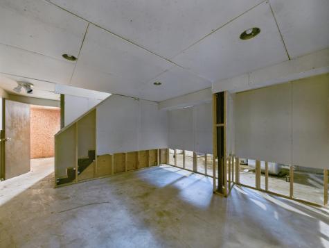 1136 Pine Court Batavia IL 60510