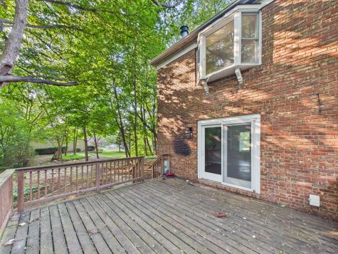 1136 Pine Court Batavia IL 60510