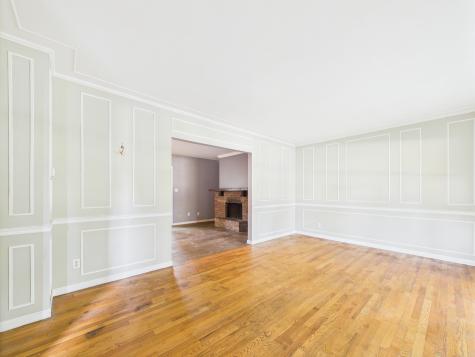 1136 Pine Court Batavia IL 60510