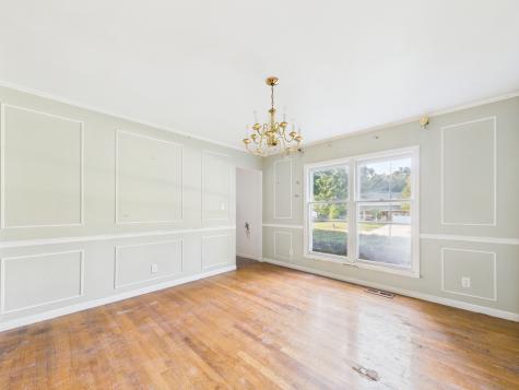 1136 Pine Court Batavia IL 60510