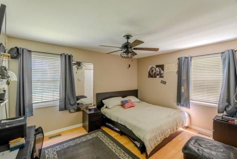 680 Indian Spring Lane Buffalo Grove IL 60089
