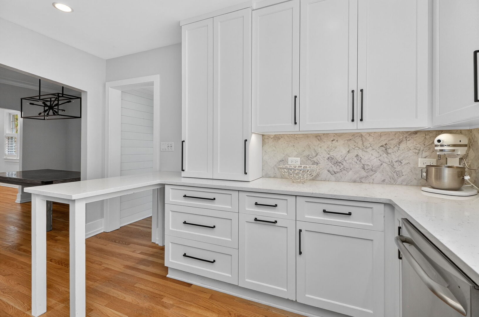 415 Anthony Street Glen Ellyn IL 60137