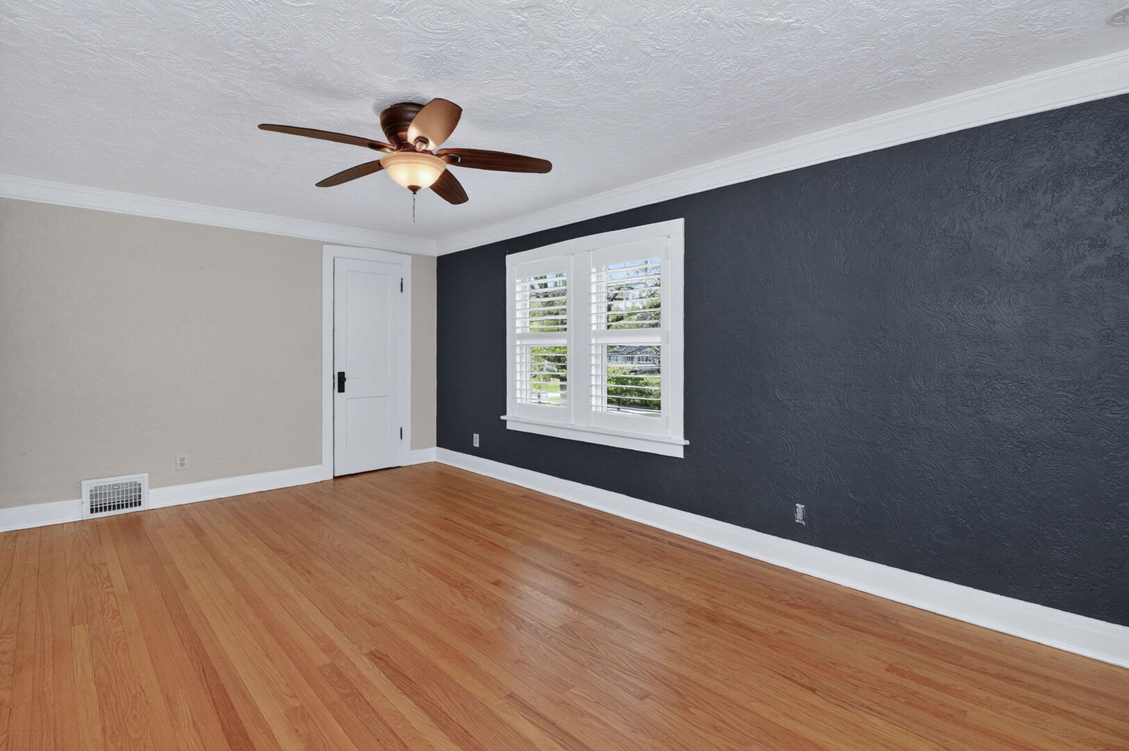 415 Anthony Street Glen Ellyn IL 60137
