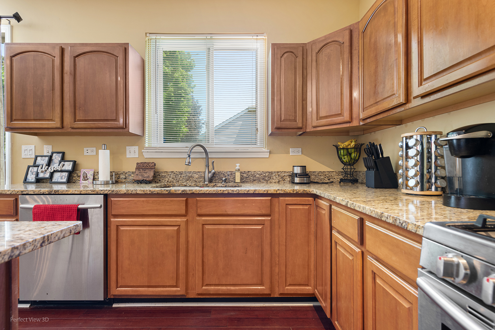1195 Masters Parkway Aurora IL 60506
