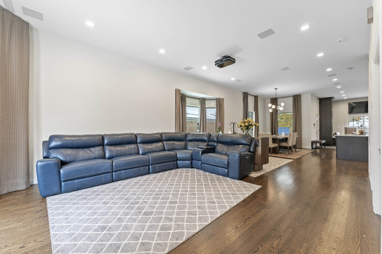 3452 North Newcastle Avenue Chicago IL 60634