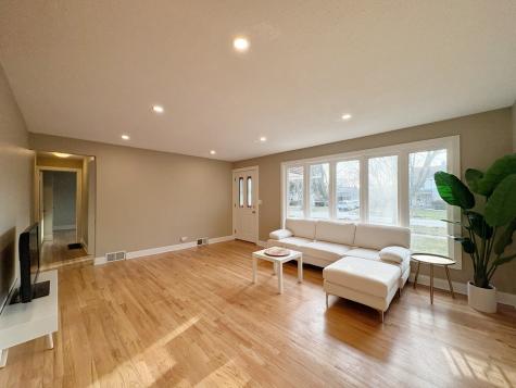 215 South Forest Avenue Palatine IL 60074