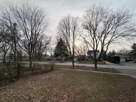 215 South Forest Avenue Palatine IL 60074