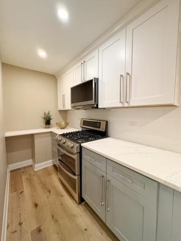 215 South Forest Avenue Palatine IL 60074