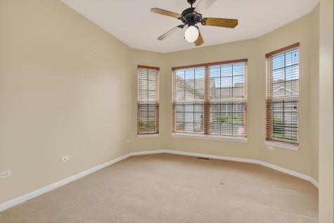 21533 Papoose Lake Court Crest Hill IL 60403