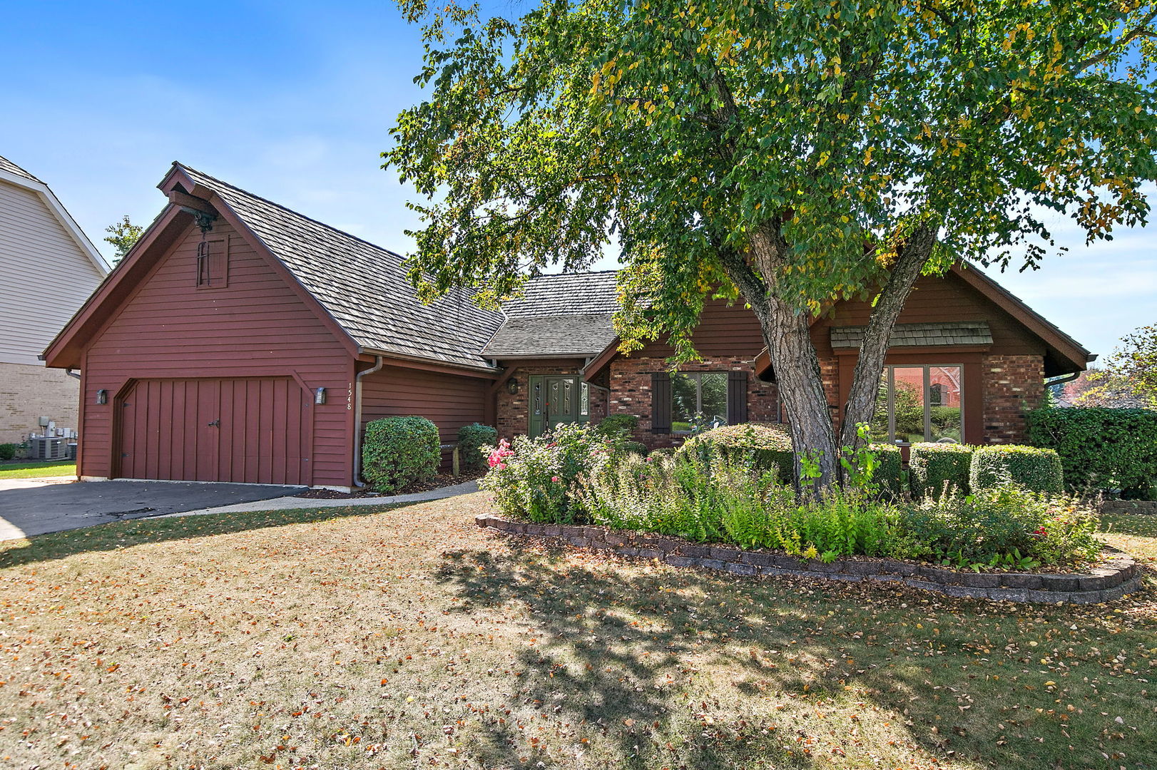 1548 Wood Creek Trail Bartlett IL 60103