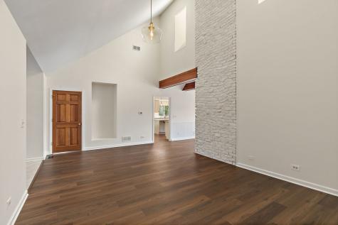 1548 Wood Creek Trail Bartlett IL 60103