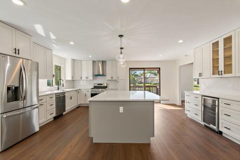 1548 Wood Creek Trail Bartlett IL 60103