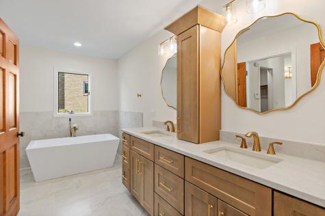 1548 Wood Creek Trail Bartlett IL 60103