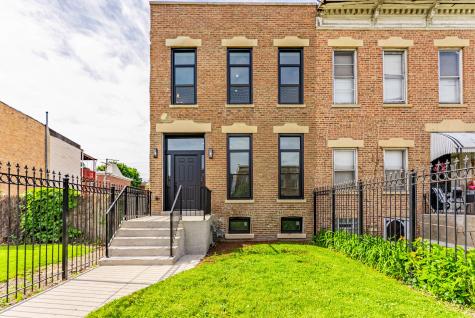 2421 West Flournoy Street Chicago IL 60612