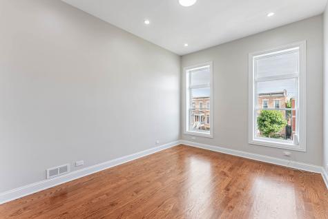 2421 West Flournoy Street Chicago IL 60612