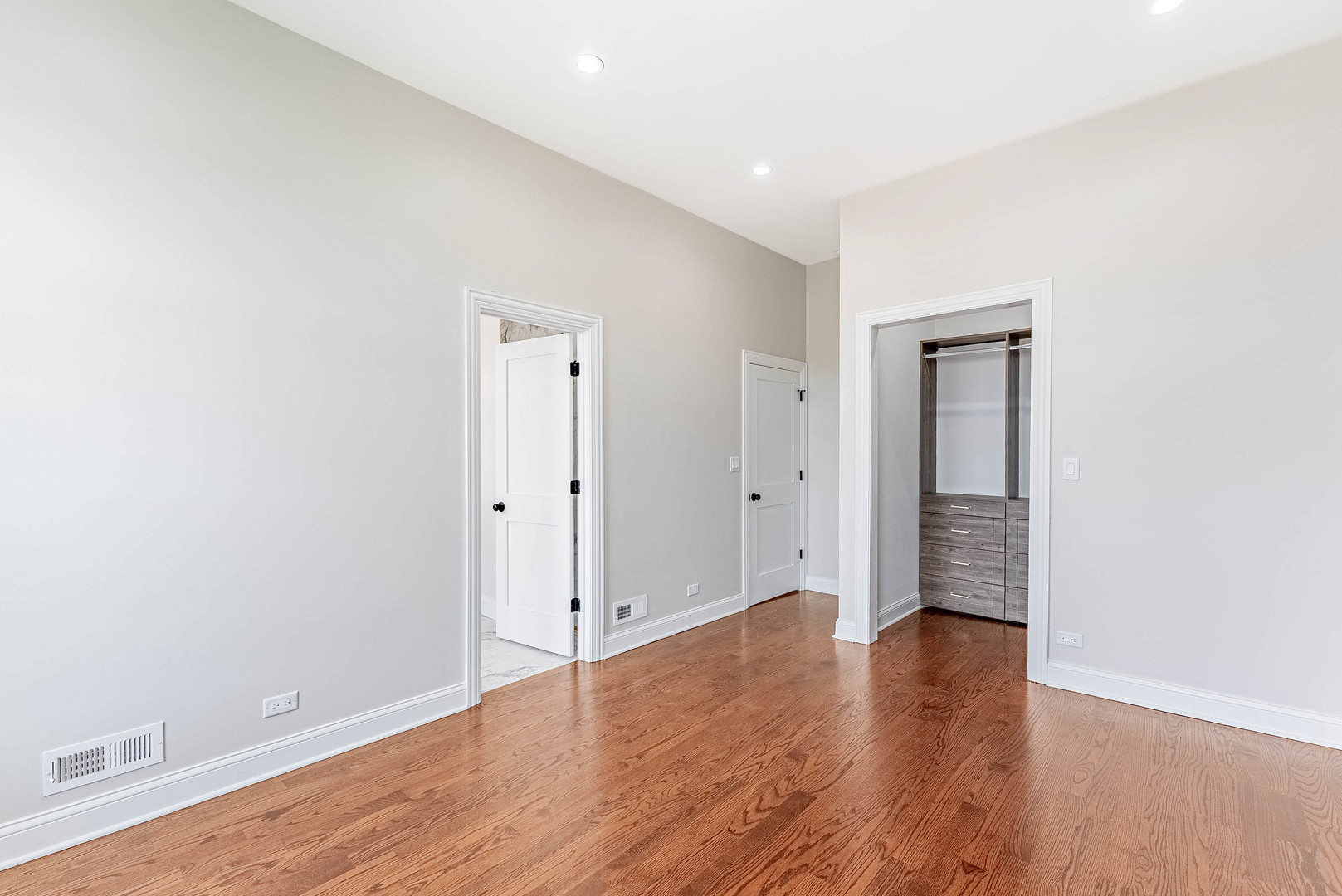 2421 West Flournoy Street Chicago IL 60612