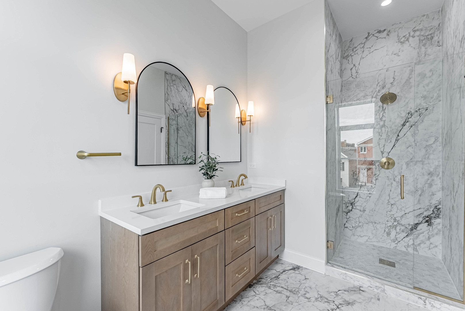 2421 West Flournoy Street Chicago IL 60612