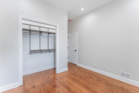 2421 West Flournoy Street Chicago IL 60612
