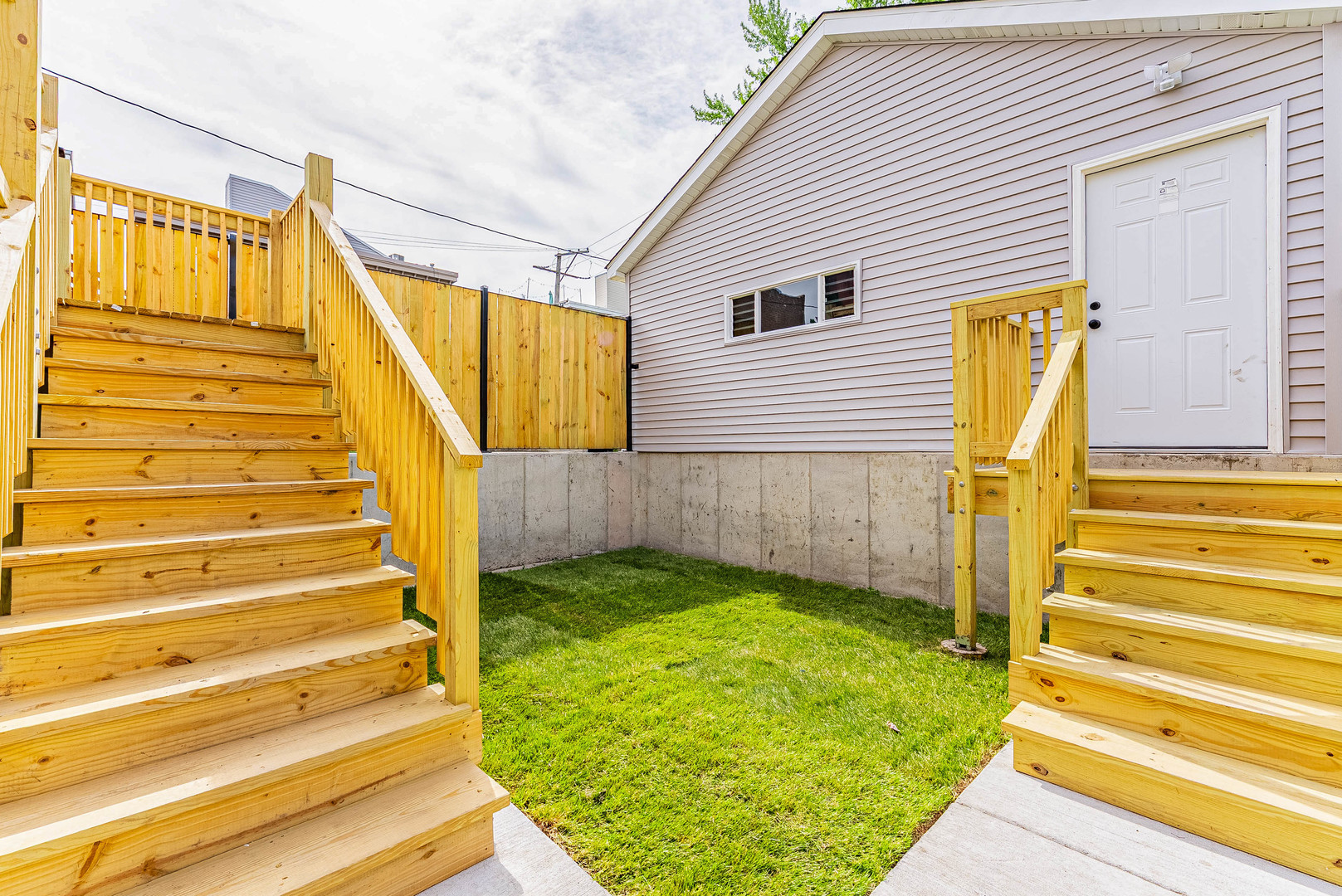 2421 West Flournoy Street Chicago IL 60612