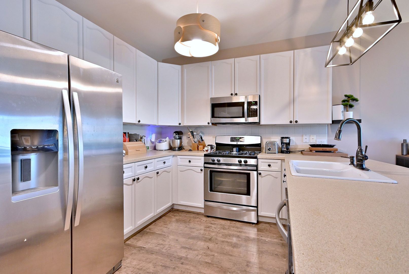 145 South York Street Elmhurst IL 60126