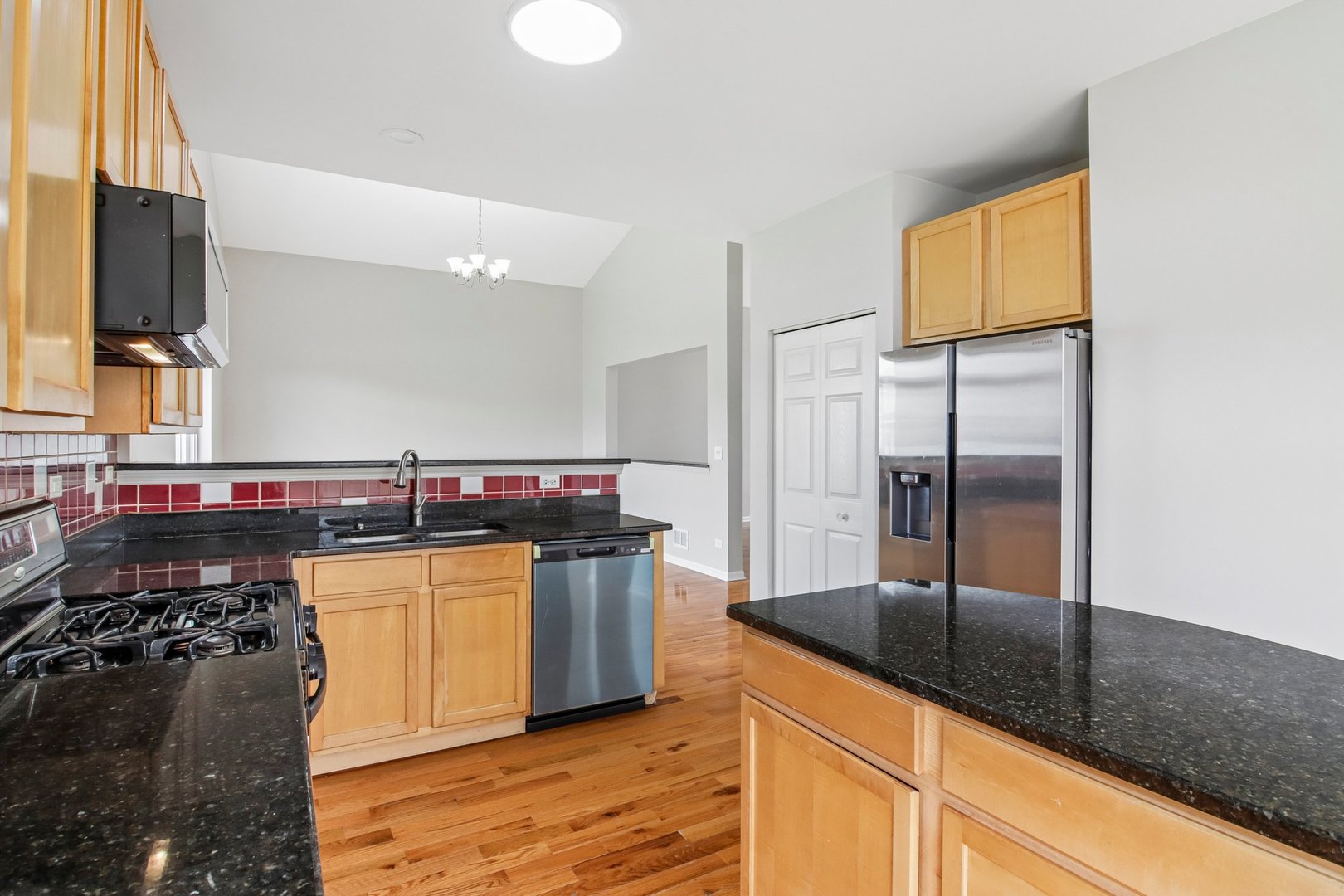 479 Foxborough Trail Bolingbrook IL 60440