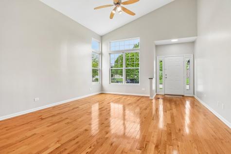 479 Foxborough Trail Bolingbrook IL 60440
