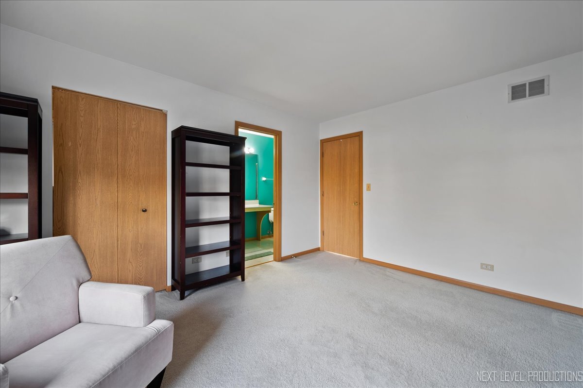 1296 Yellowpine Drive Aurora IL 60506