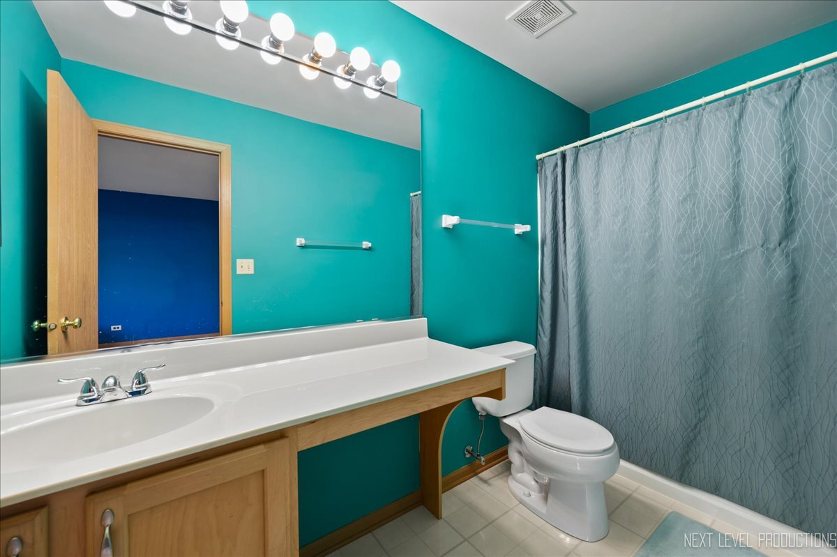 1296 Yellowpine Drive Aurora IL 60506