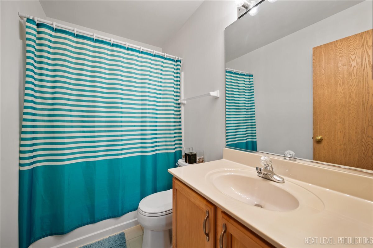 1296 Yellowpine Drive Aurora IL 60506