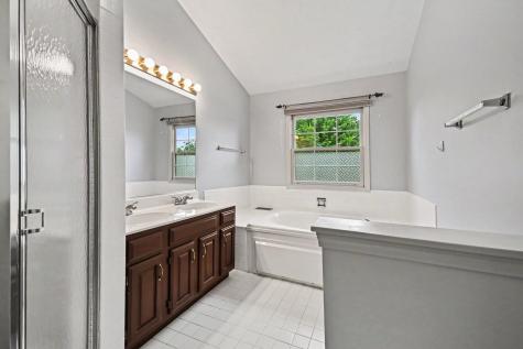 865 Warwick Lane SE Lake Zurich IL 60047