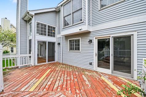 865 Warwick Lane SE Lake Zurich IL 60047