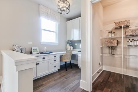 2 Prairie Landing Court Hawthorn Woods IL 60047
