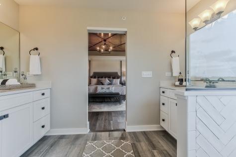 2 Prairie Landing Court Hawthorn Woods IL 60047