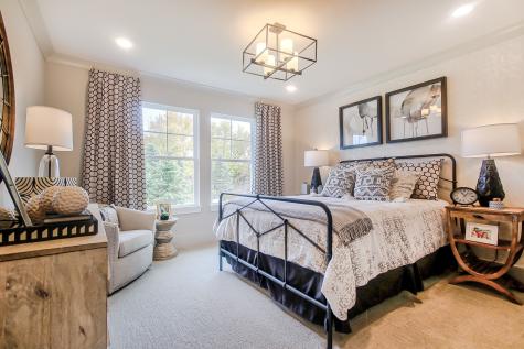 2 Prairie Landing Court Hawthorn Woods IL 60047
