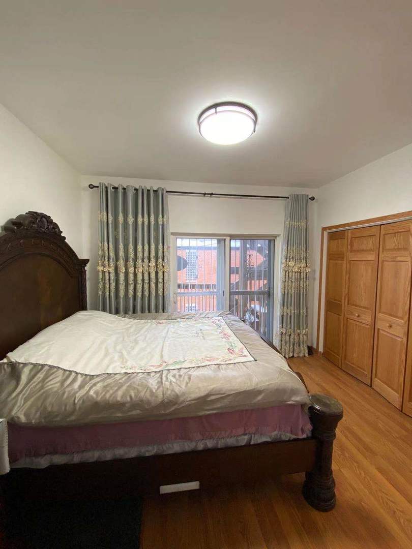 723 West 31st Street Chicago IL 60616