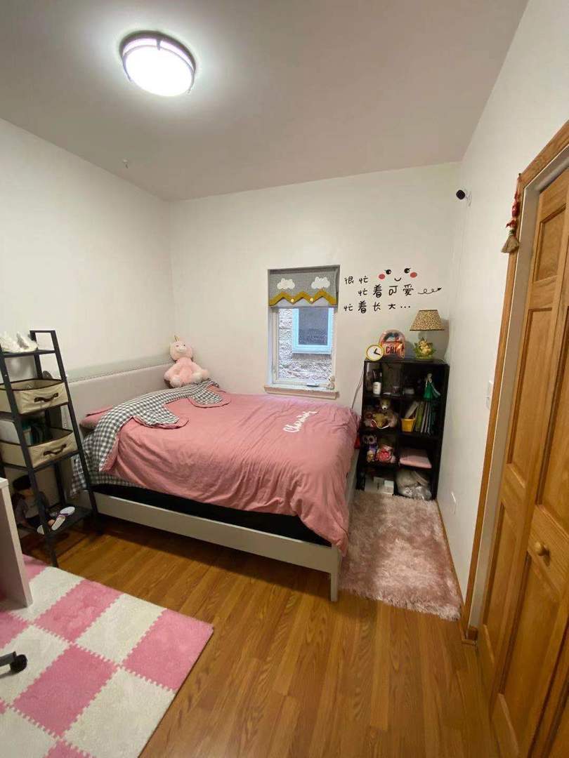 723 West 31st Street Chicago IL 60616