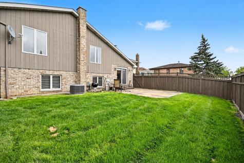 1452 Concord Avenue Westchester IL 60154