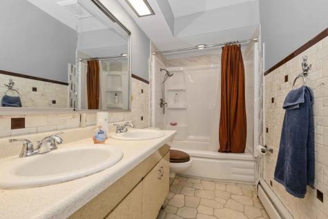 2125 221ST Street Sauk Village IL 60411