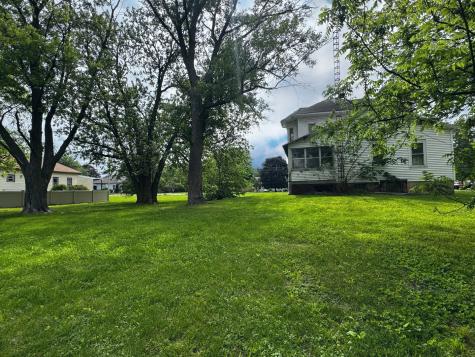 927 South Vermillion Street Streator IL 61364
