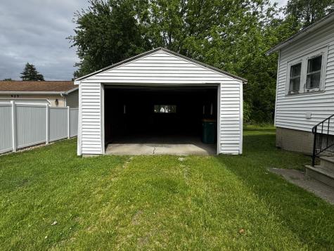 927 South Vermillion Street Streator IL 61364