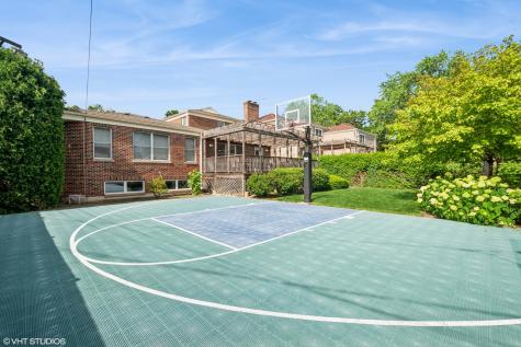 2709 West Sherwin Avenue Chicago IL 60645