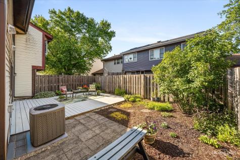 30W056 Buckthorn Court Warrenville IL 60555
