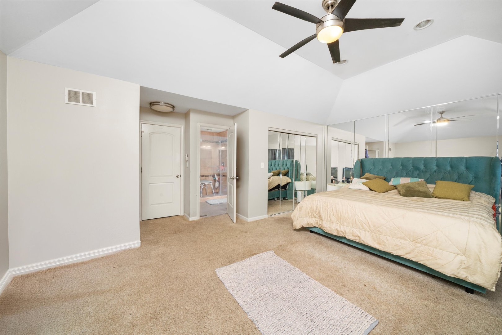 7947 South Clyde Avenue Chicago IL 60617