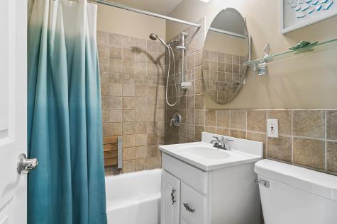 805 East Ironwood Drive Mount Prospect IL 60056